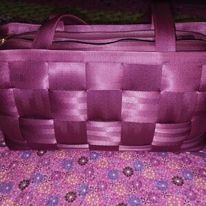 Harveys Seatbelt Bag Plum Large Satchel